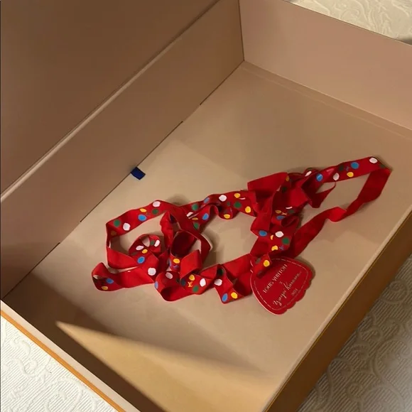 Louis Vuitton Signature Orange Box Large BOX. Magnetic closure. - Picture 6 of 11